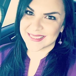 Meet your Posher, Denise